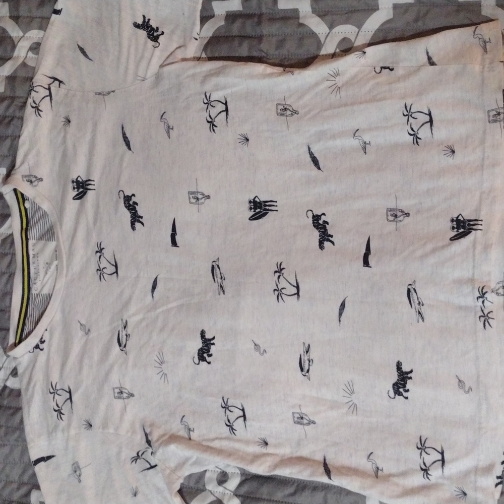 Cactusman Ricky Singh beach print shirt (3 for $20item)